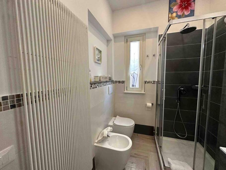 Апартаменты Family Flat Near Metro A Рим Экстерьер фото